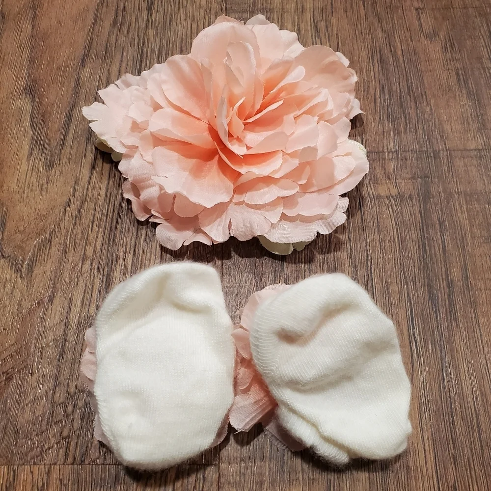 Baby Girl Flower Headband Matching Socks Newborn Photoshoot Feminine Girly Boho